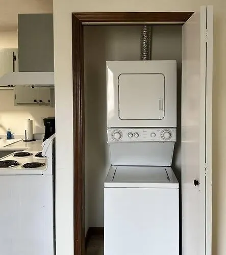 Capital On 6th Street - King Bed / Downtown! Apartment *